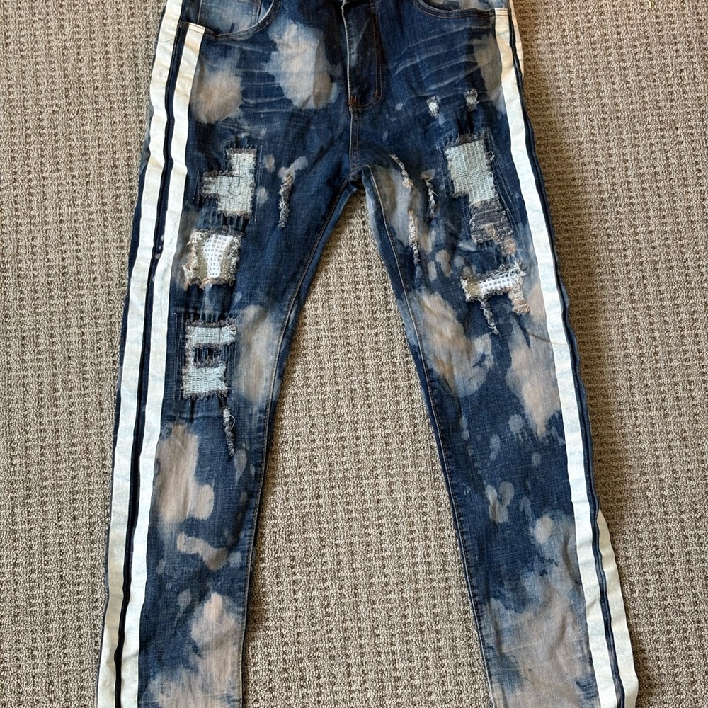 Stylish Blue Distressed Men's Jeans